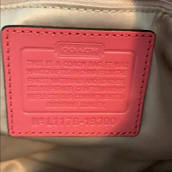 Cute Pink Coach Bag - Picture 4 of 5
